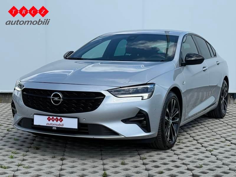 Opel Insignia 2021