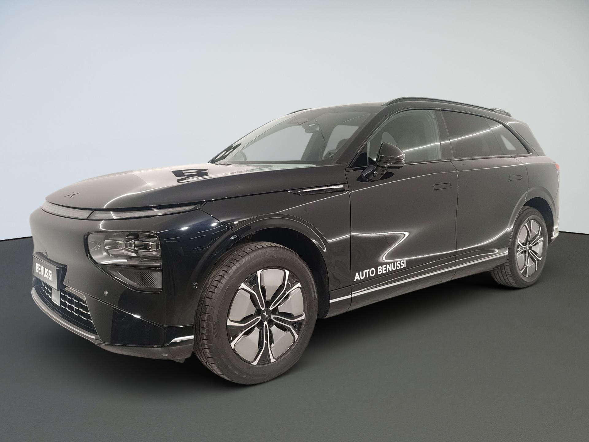 Xpeng G9