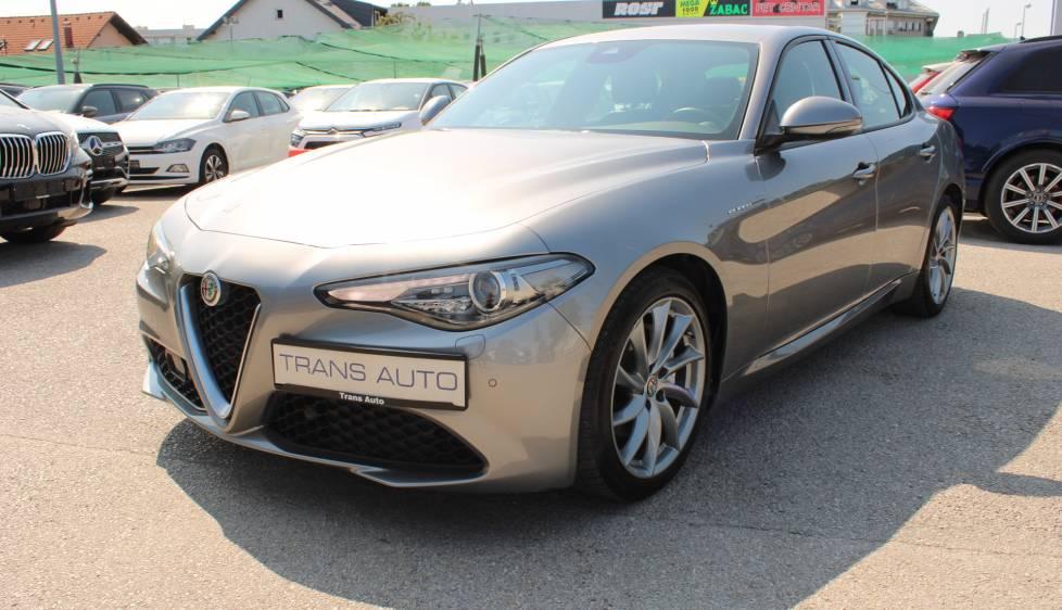 Alfa Romeo Giulia 2021