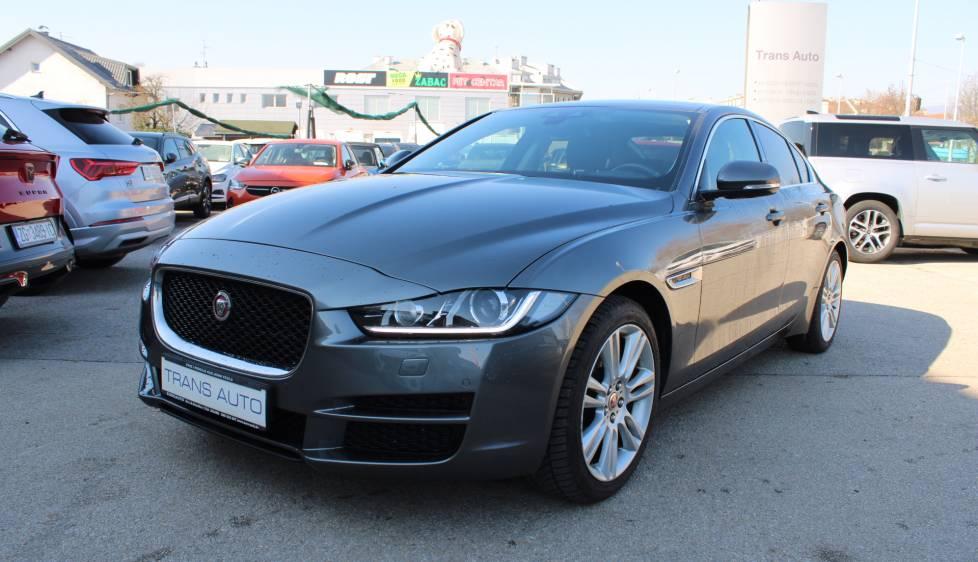 Jaguar Xe
