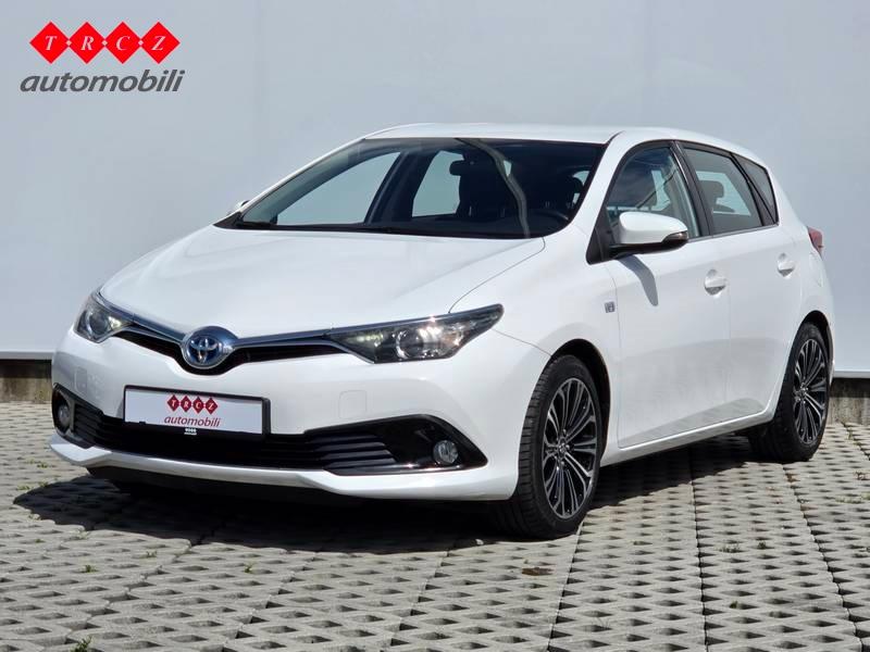Toyota Auris 2016